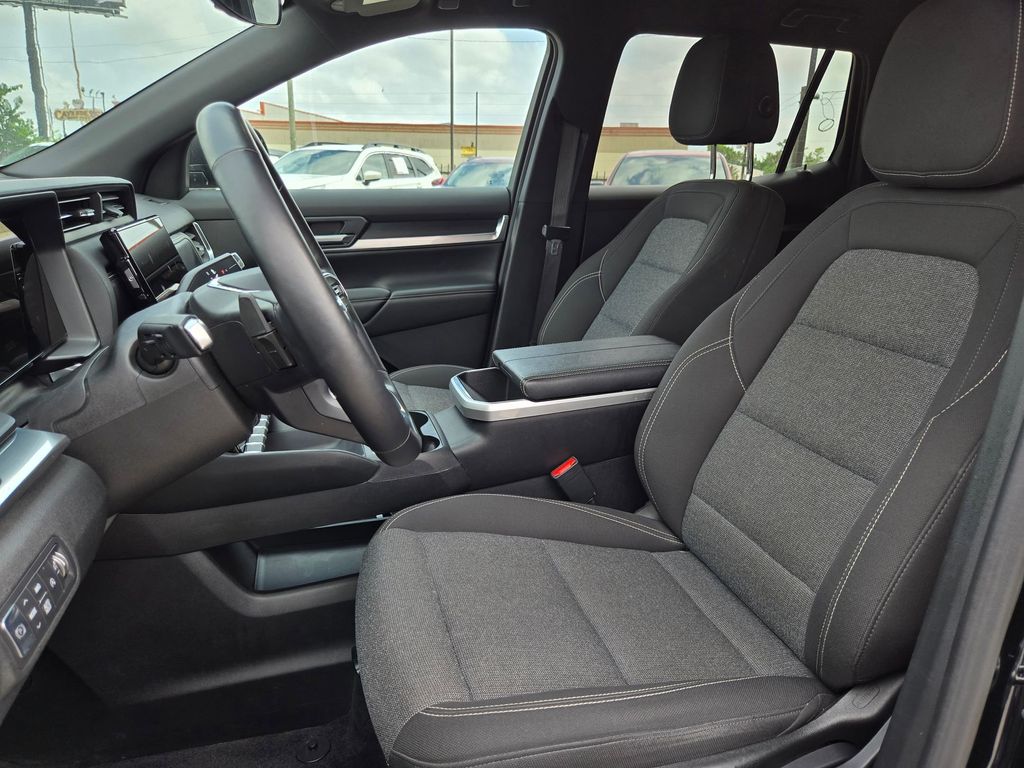 Thumbnail: 2025 GMC Terrain - 25