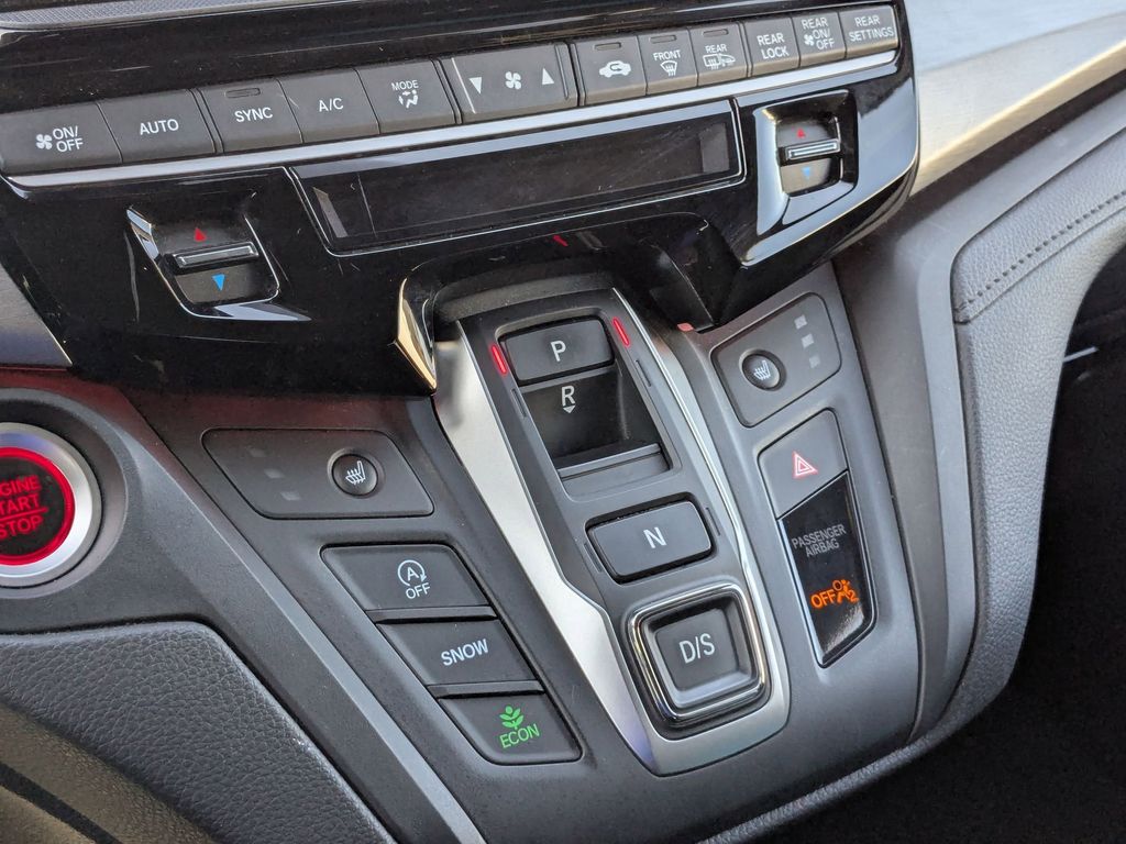 Thumbnail: 2025 Honda Odyssey - 19