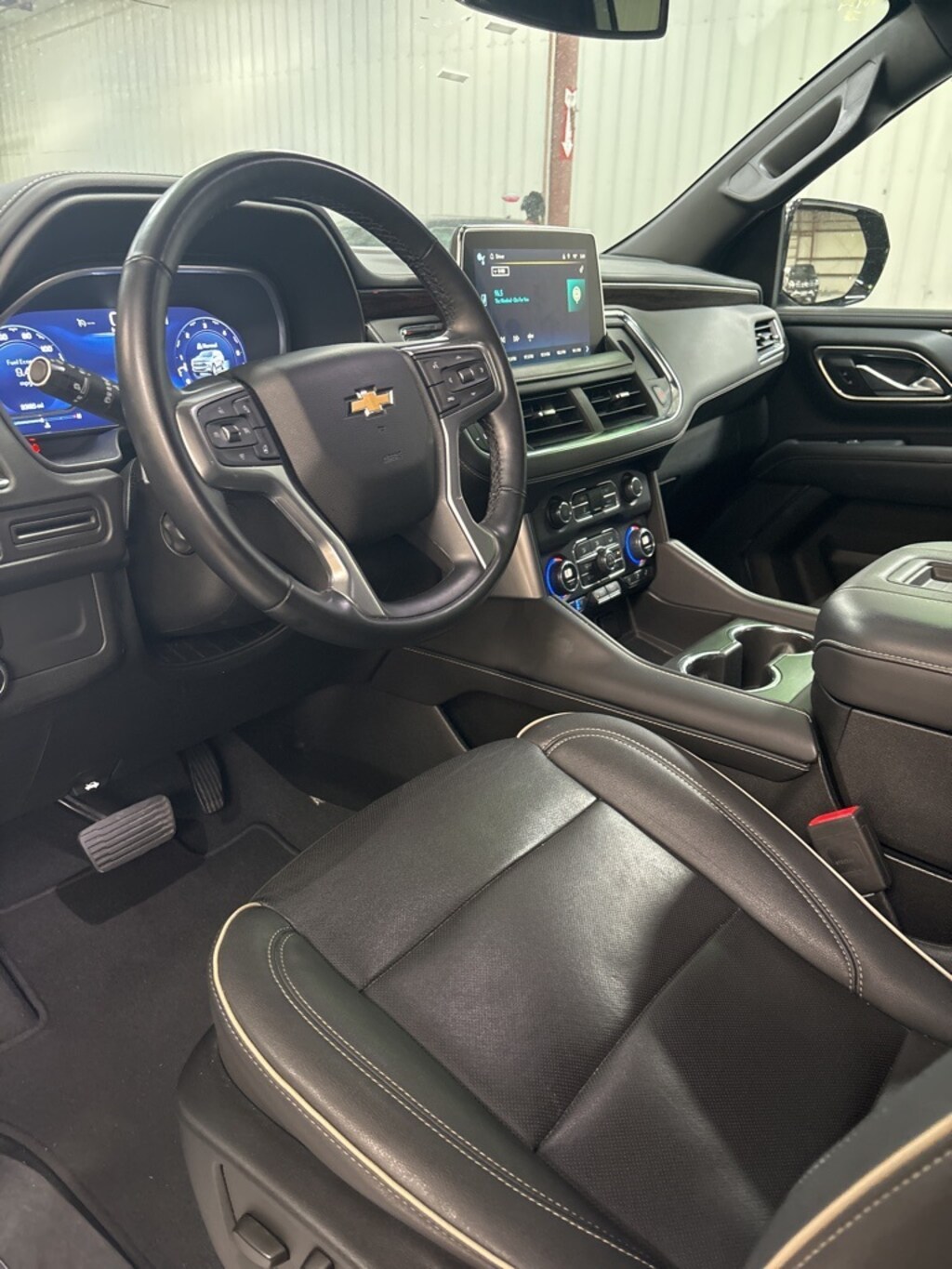 Used 2023 Chevrolet Suburban For Sale at AVIS Car Sales VIN