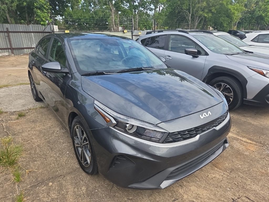 Thumbnail: 2024 Kia Forte - 6