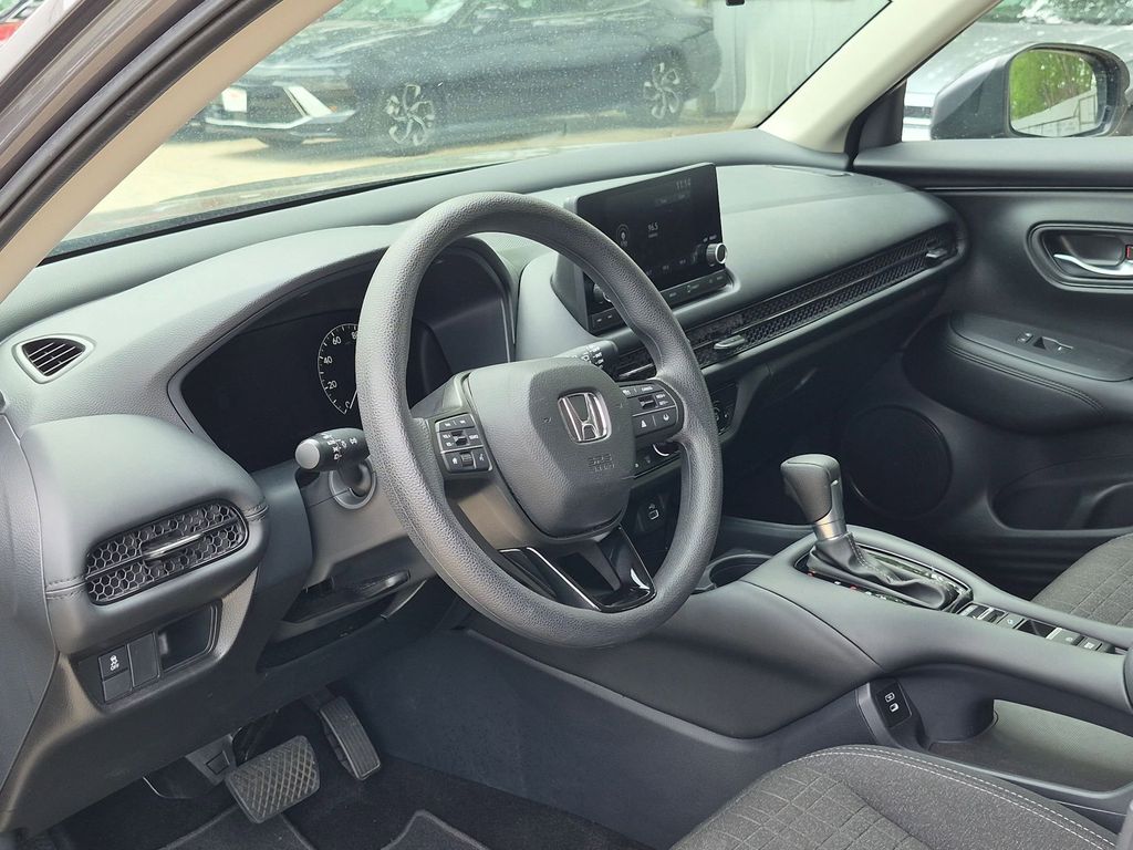 Thumbnail: 2025 Honda HR-V - 14