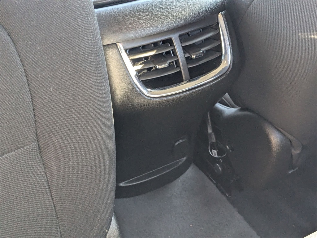 Thumbnail: 2023 Chevrolet Malibu - 25