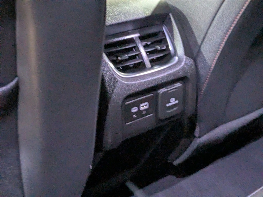 Thumbnail: 2025 Chevrolet Blazer - 28