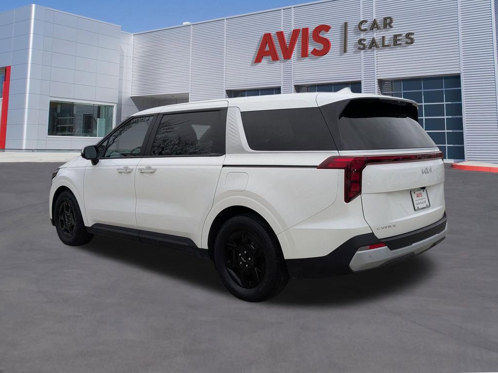Thumbnail: 2025 Kia Carnival - 9
