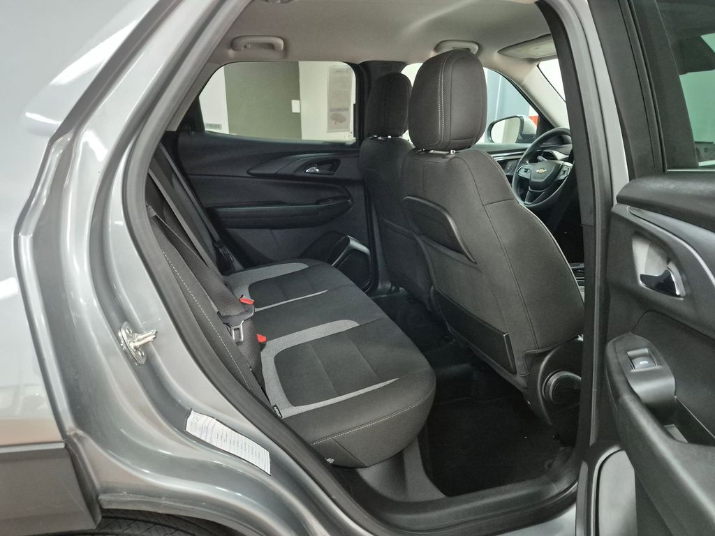 Thumbnail: 2025 Chevrolet TrailBlazer - 25