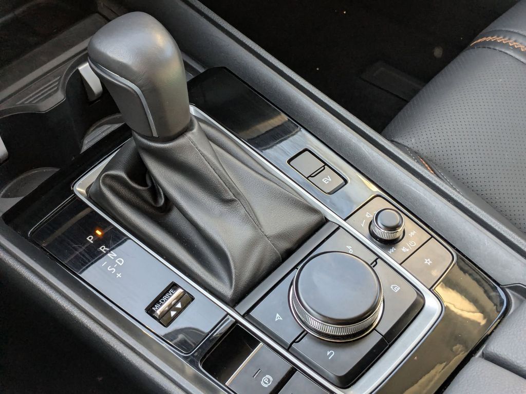 Thumbnail: 2025 Mazda CX-50 - 19