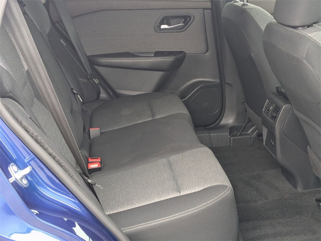 Thumbnail: 2023 Nissan Rogue - 30