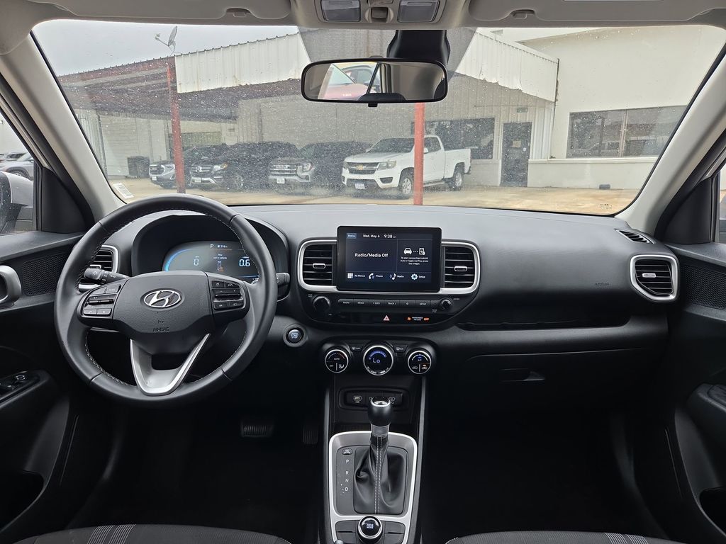 Thumbnail: 2025 Hyundai Venue - 24