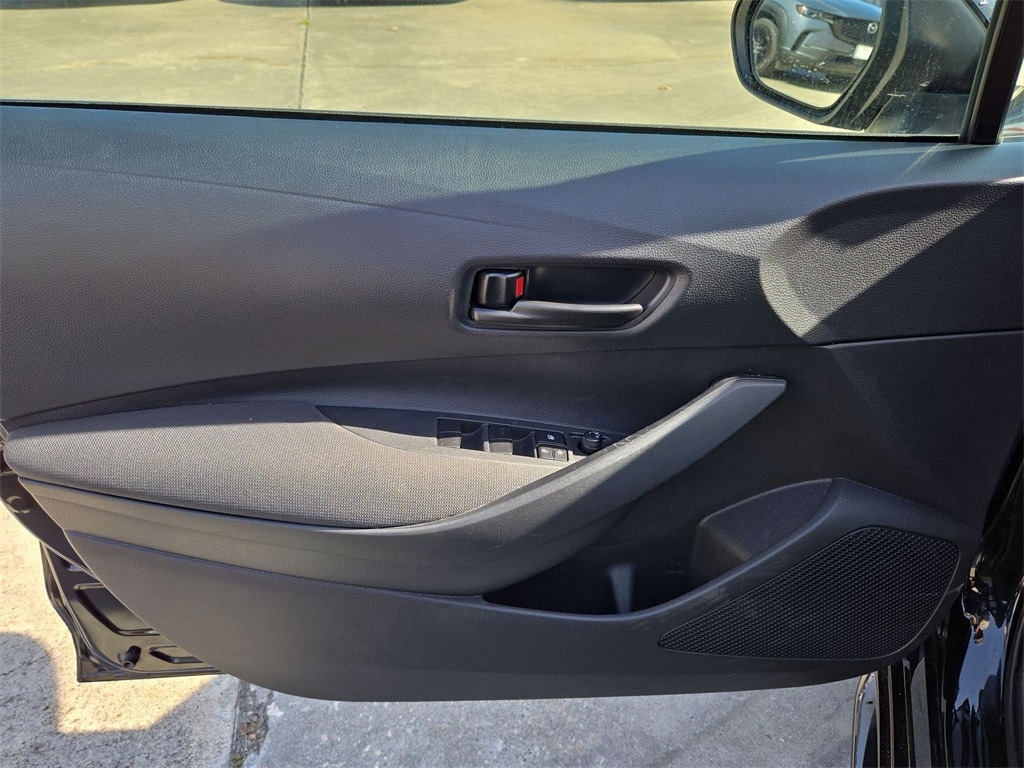 Thumbnail: 2025 Toyota Corolla - 11