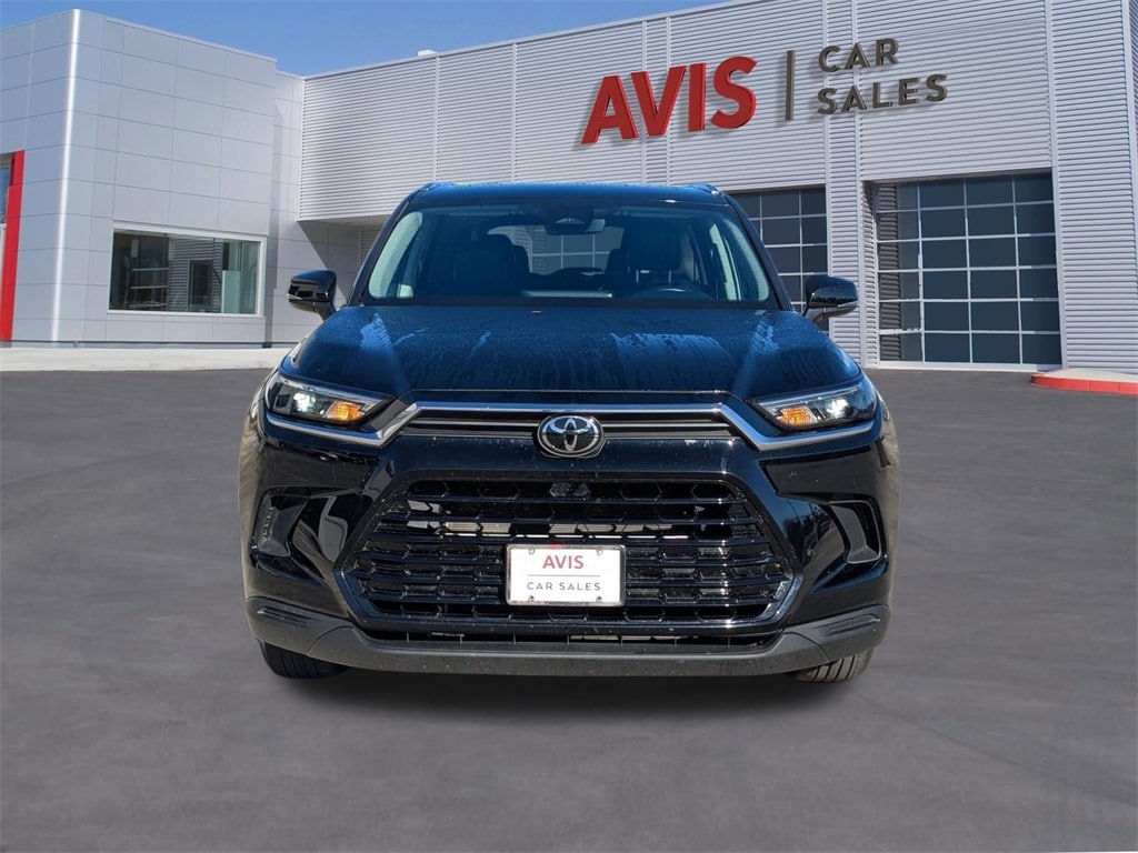 Thumbnail: 2025 Toyota Grand Highlander - 2