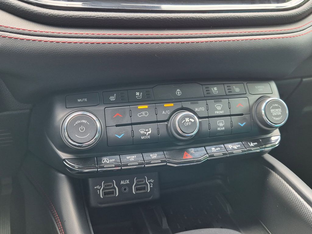 Thumbnail: 2025 Dodge Durango - 22