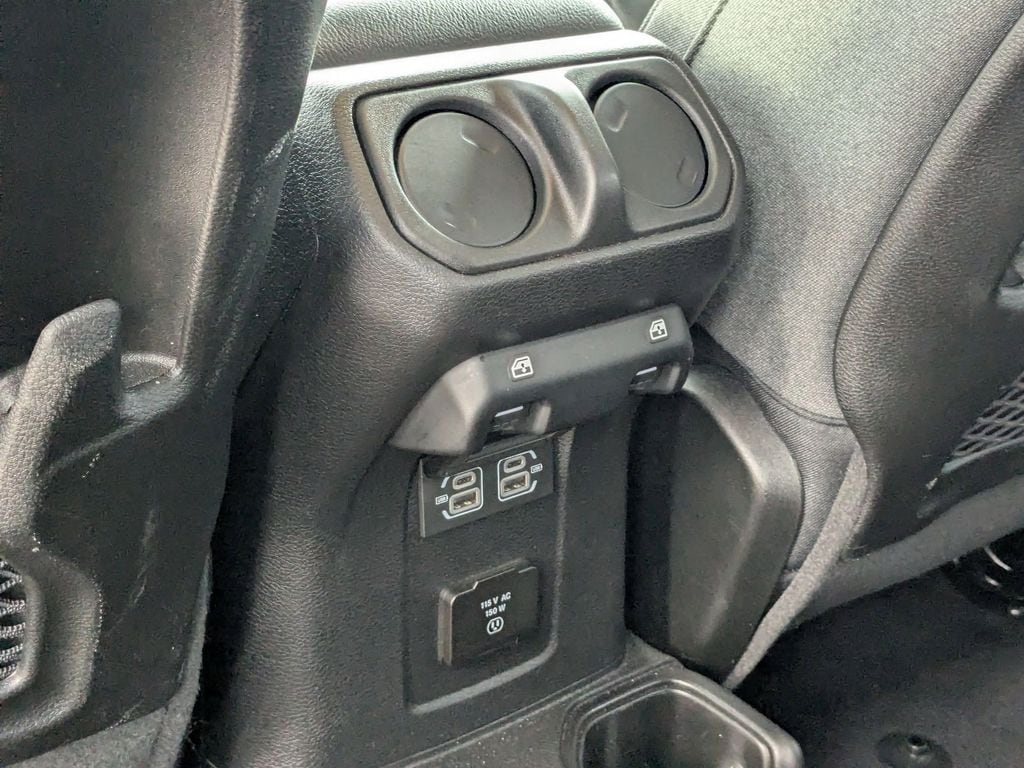 Thumbnail: 2025 Jeep Wrangler - 26