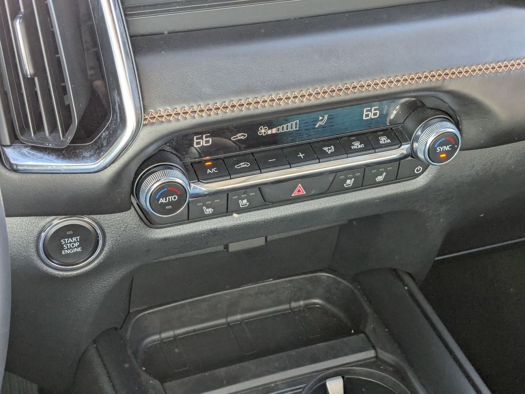 Thumbnail: 2025 Mazda CX-50 - 21