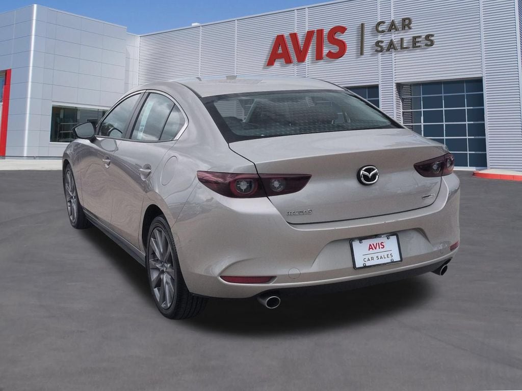 Thumbnail: 2025 Mazda Mazda3 - 9