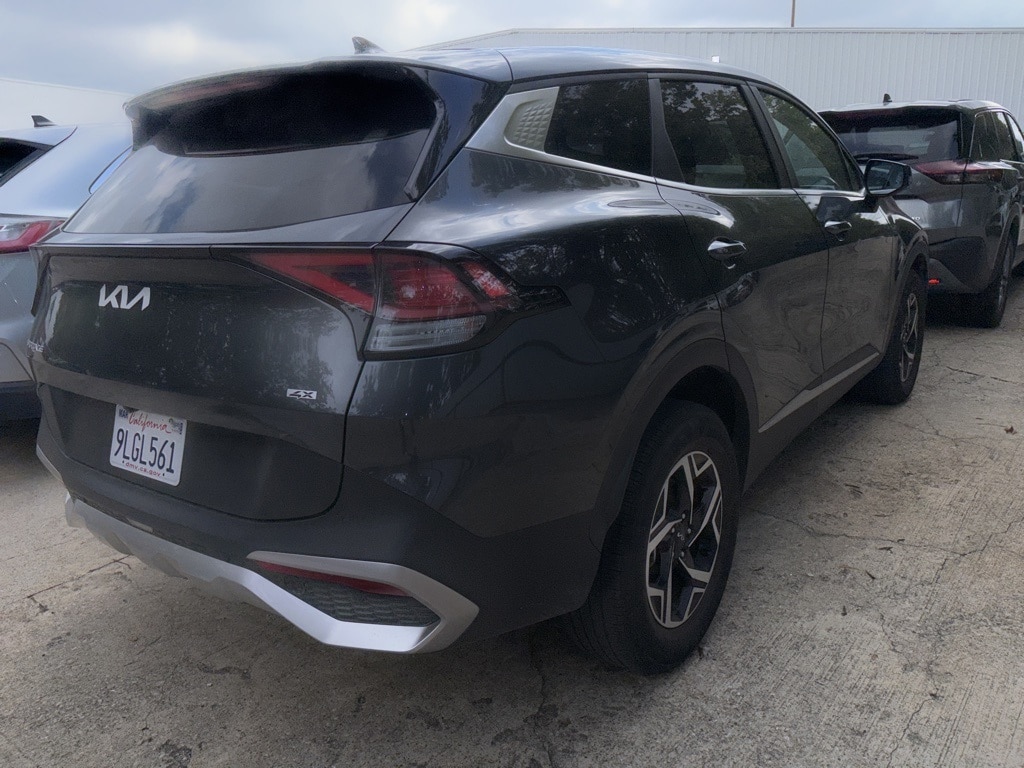 Thumbnail: 2024 Kia Sportage - 3