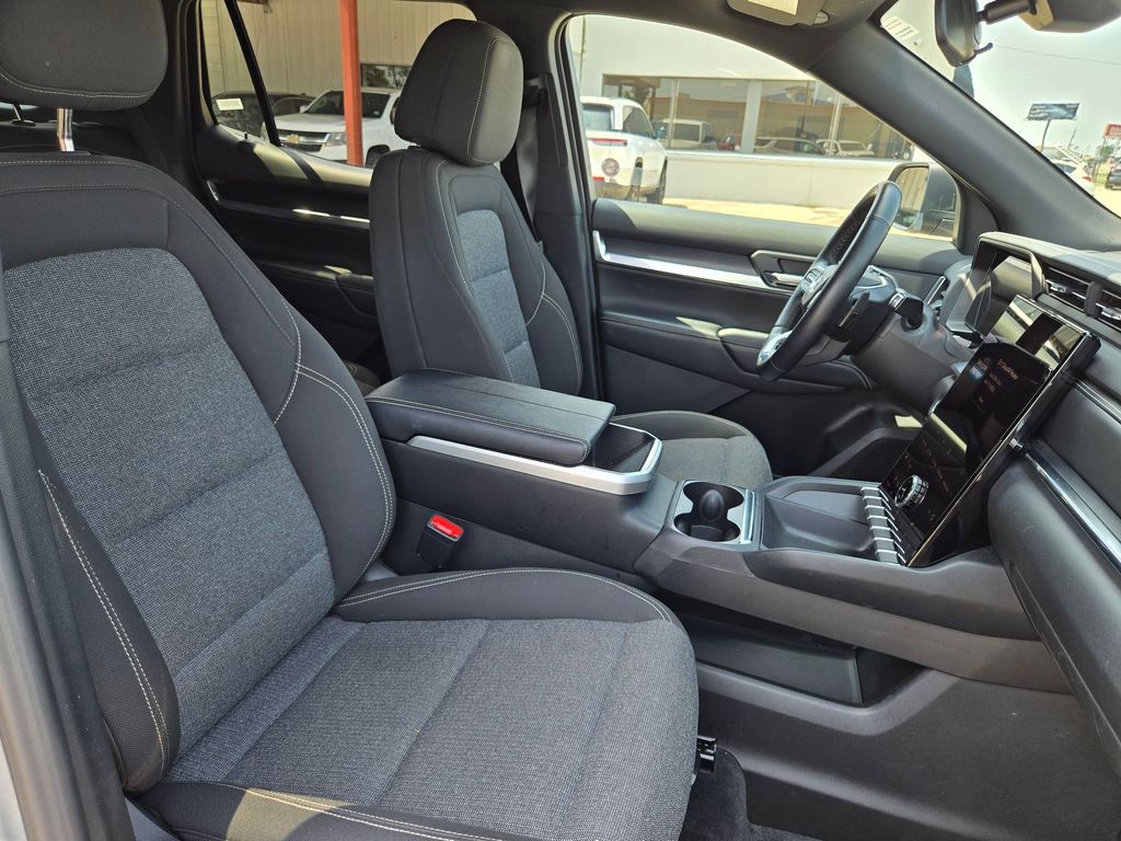 Thumbnail: 2025 GMC Terrain - 28