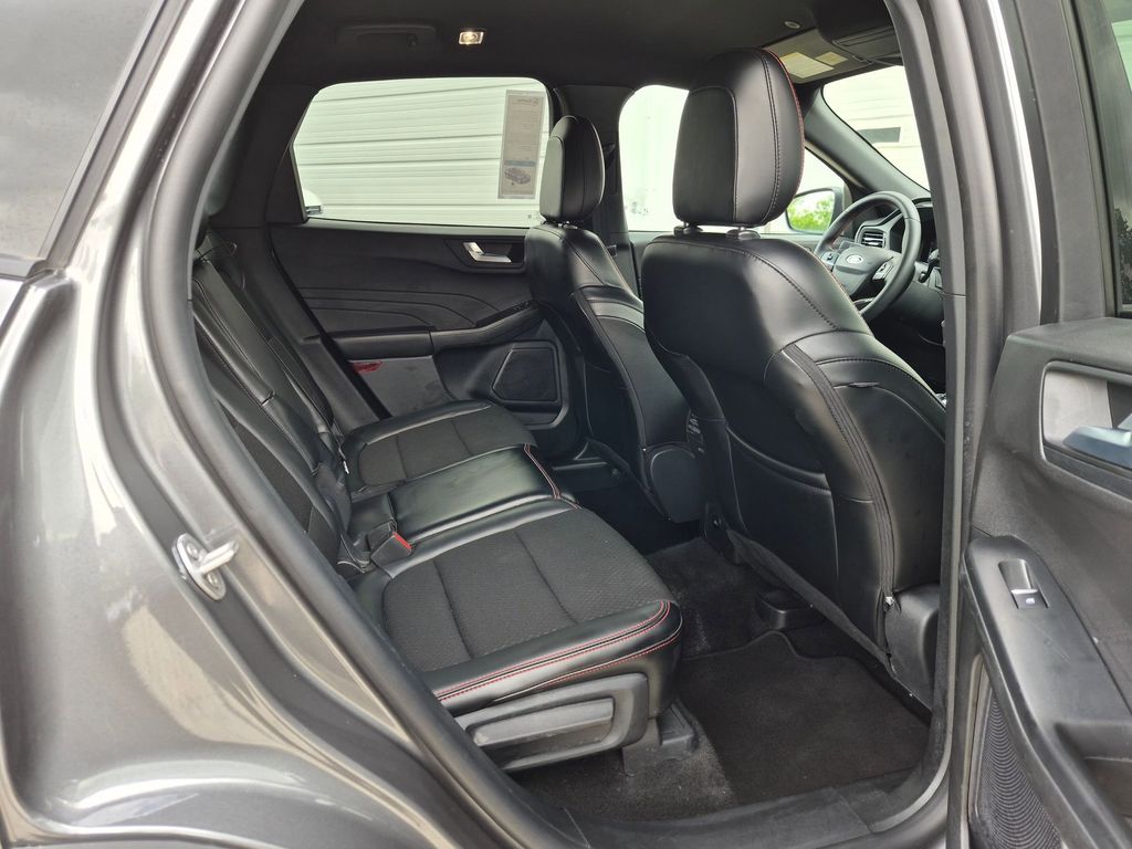 Thumbnail: 2025 Ford Escape - 27