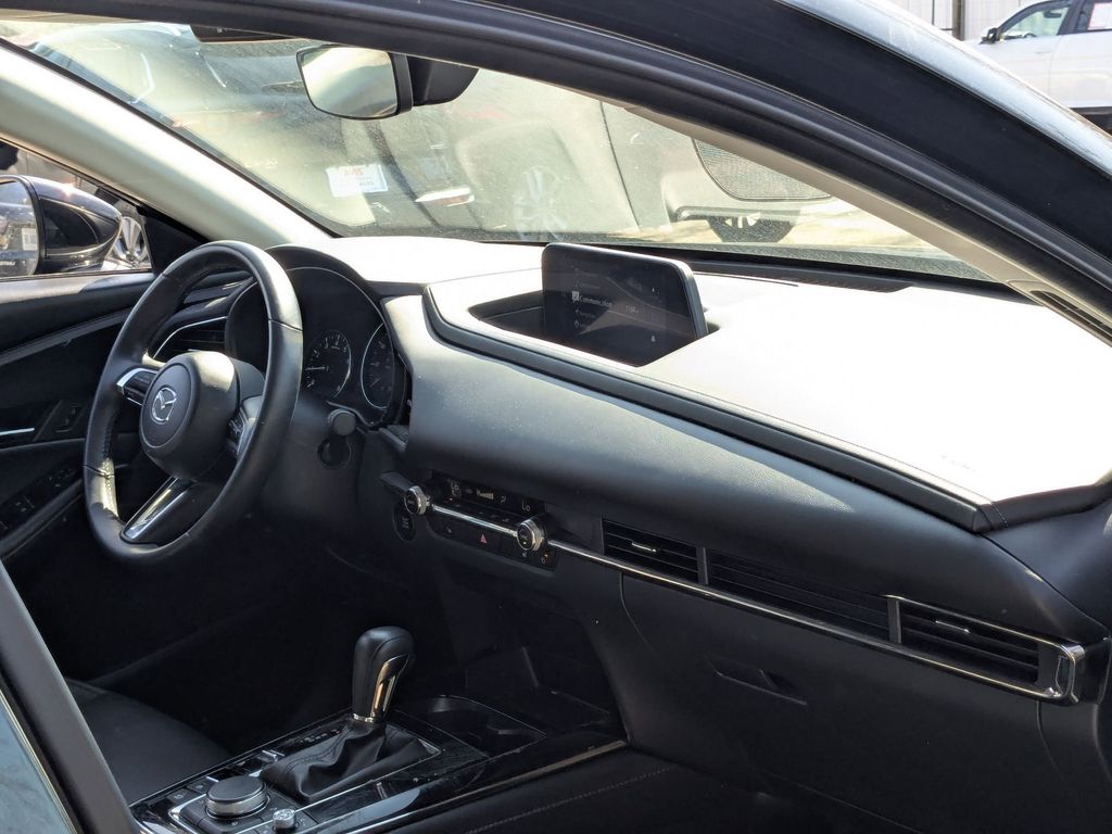 Thumbnail: 2025 Mazda CX-30 - 30