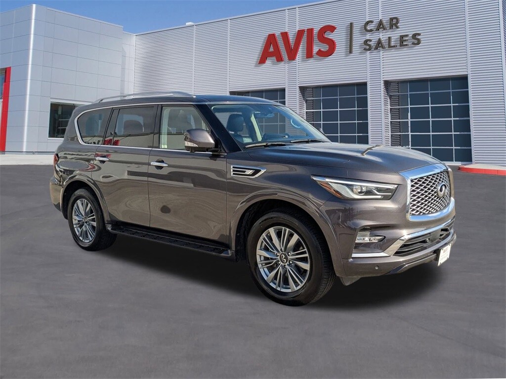 2024 Infiniti QX80 Luxe photo 3