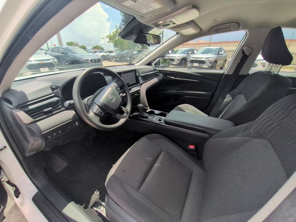 Thumbnail: 2025 Toyota Camry - 15