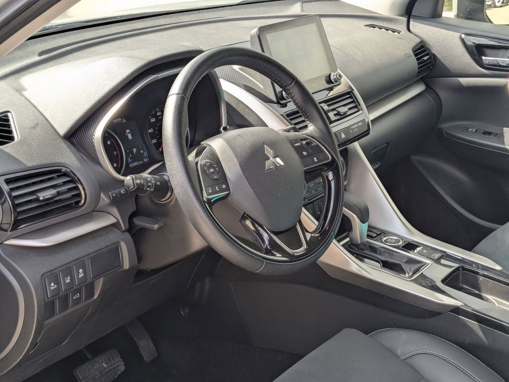 Thumbnail: 2025 Mitsubishi Eclipse Cross - 11