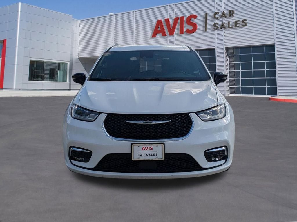 Thumbnail: 2025 Chrysler Pacifica - 2