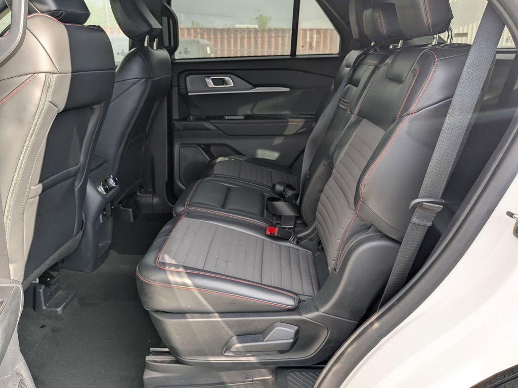 Thumbnail: 2025 Ford Explorer - 23