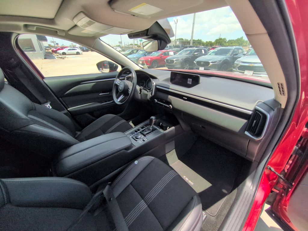 Thumbnail: 2025 Mazda CX-50 - 31