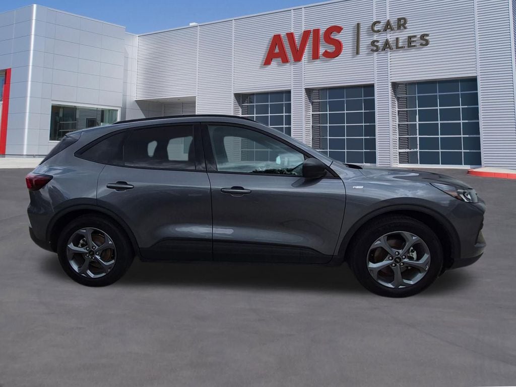 Thumbnail: 2025 Ford Escape - 5