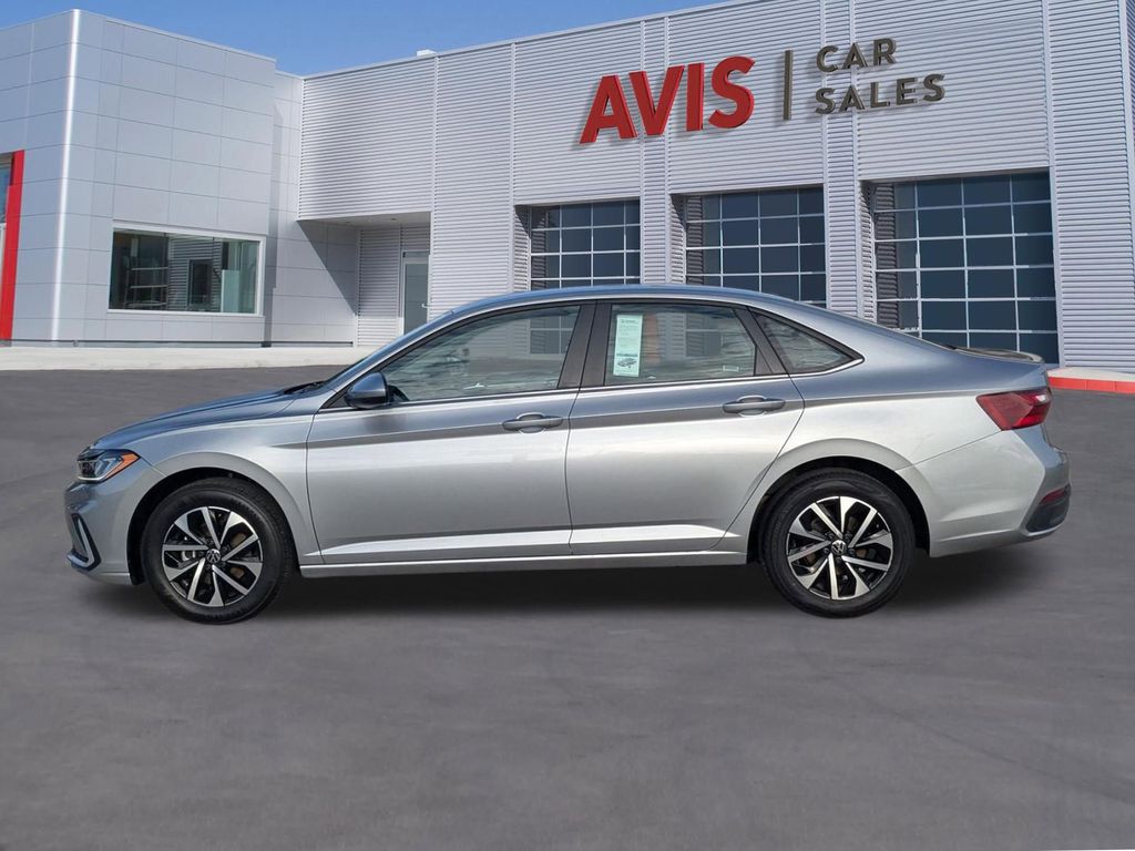 Thumbnail: 2025 Volkswagen Jetta - 10
