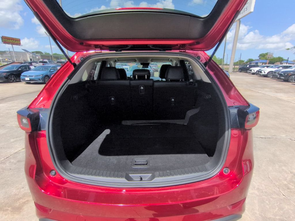 Thumbnail: 2025 Mazda CX-5 - 28