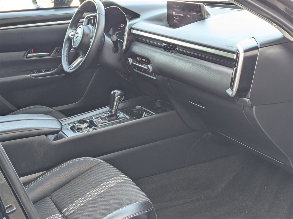 Thumbnail: 2025 Mazda CX-50 - 32