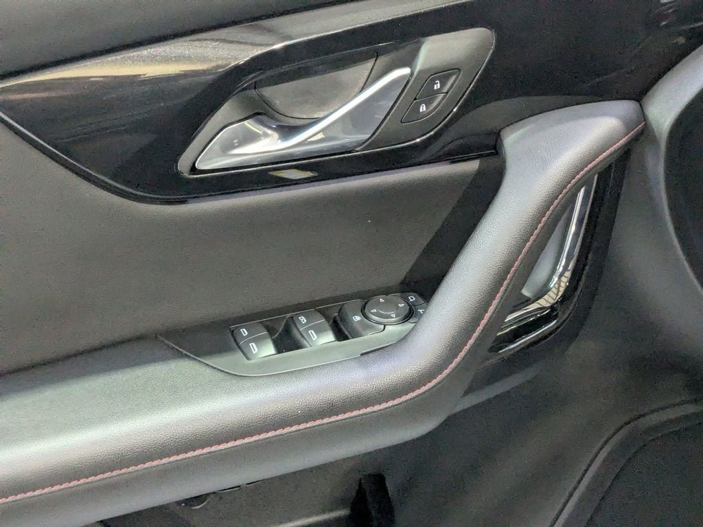 Thumbnail: 2025 Chevrolet Blazer - 9