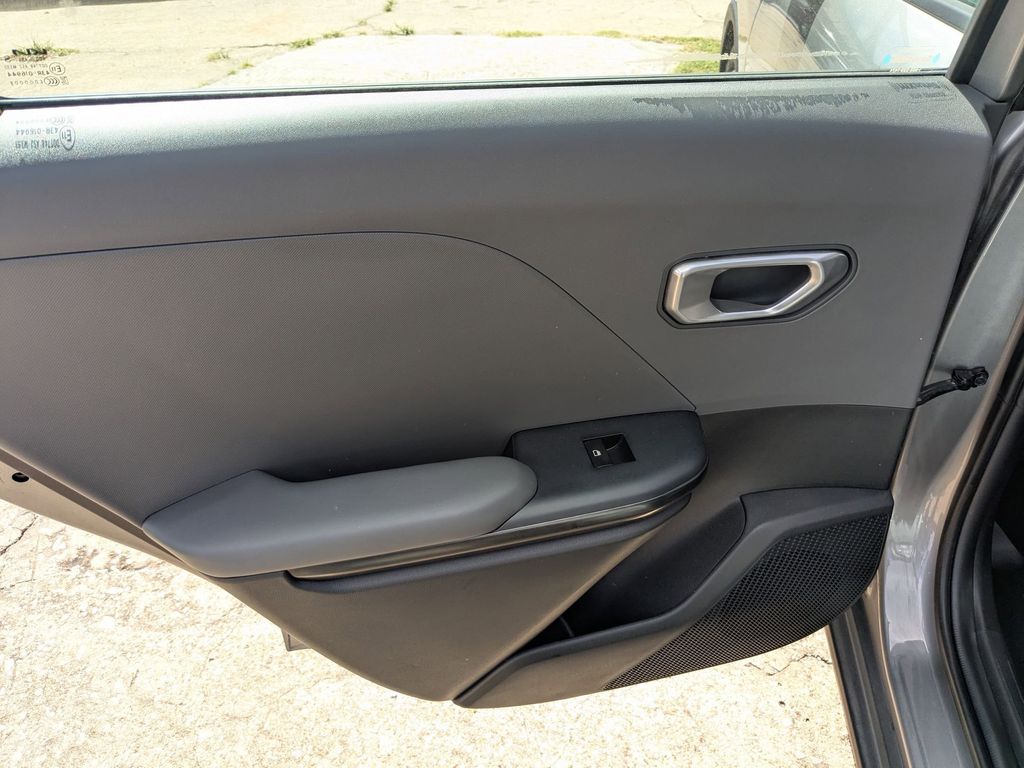 Thumbnail: 2025 Kia K4 - 24