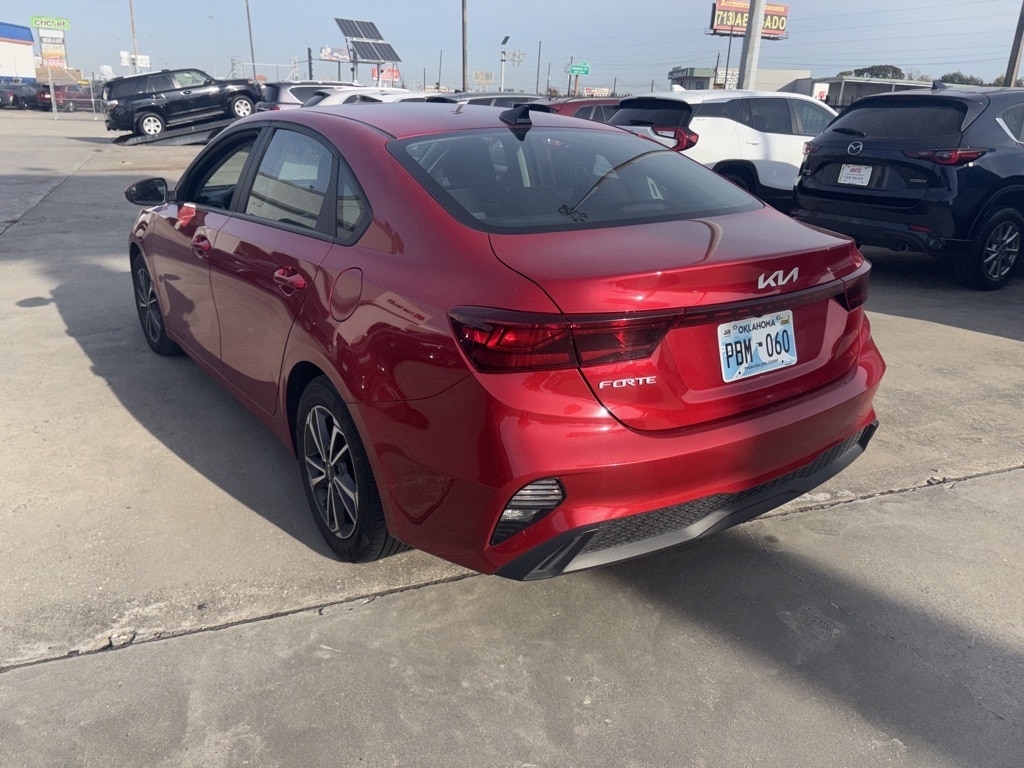 Thumbnail: 2024 Kia Forte - 6