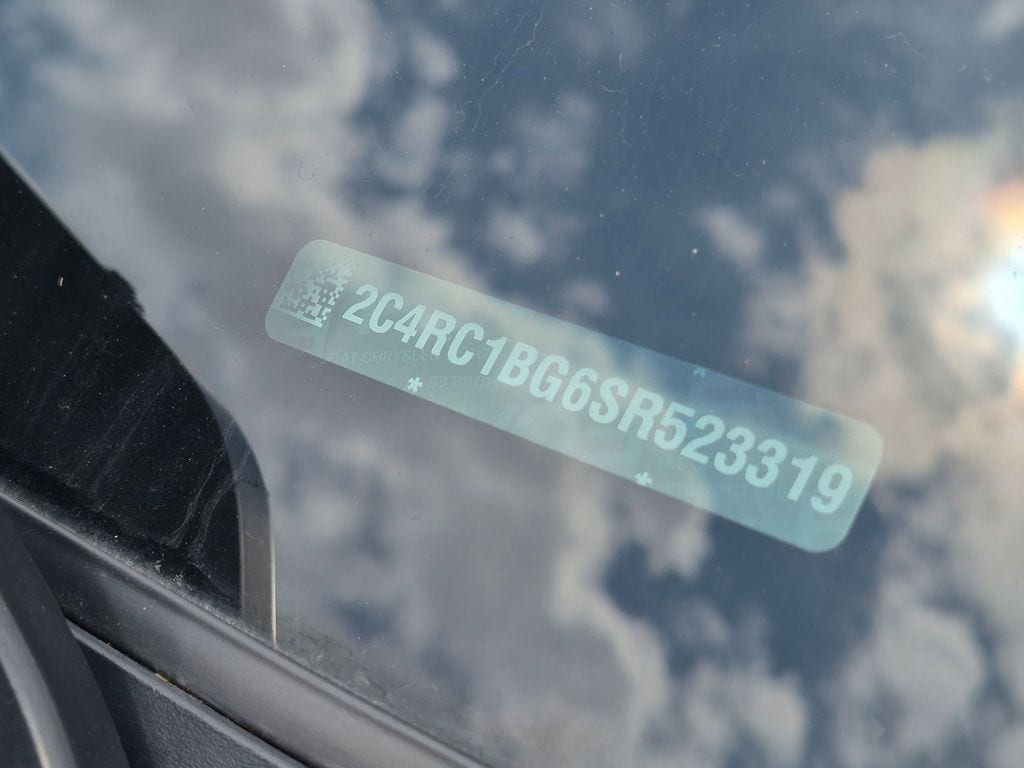 Thumbnail: 2025 Chrysler Pacifica - 27