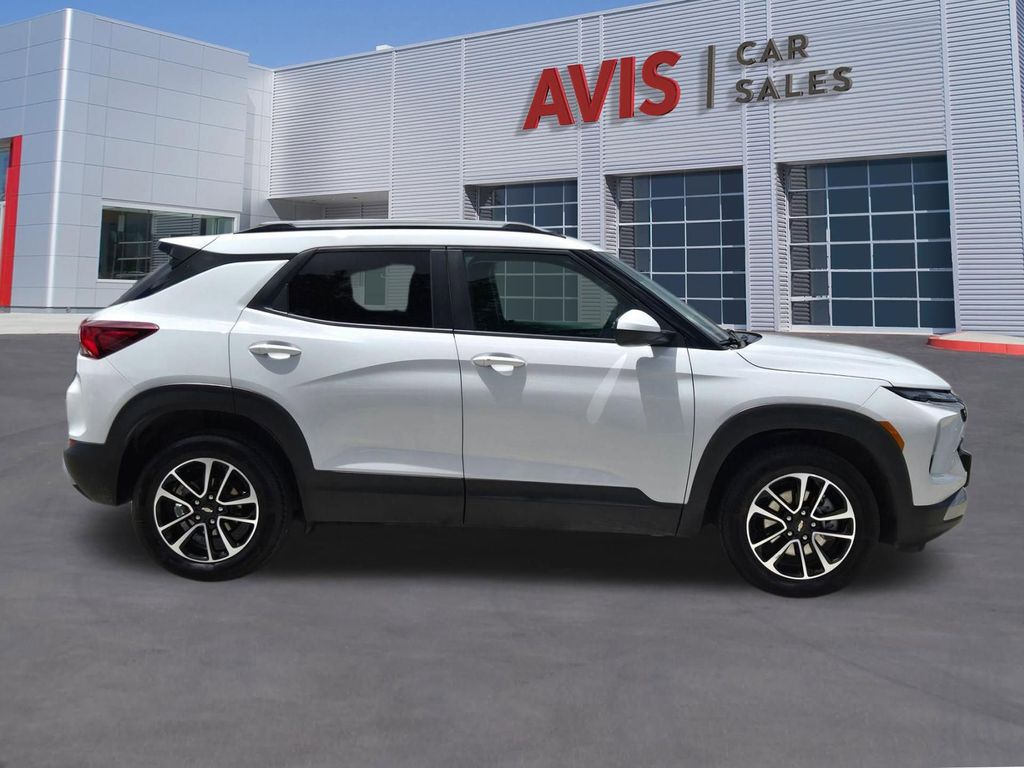 Thumbnail: 2025 Chevrolet TrailBlazer - 5