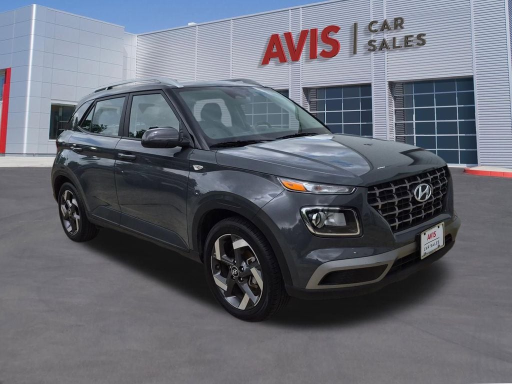 Thumbnail: 2025 Hyundai Venue - 3