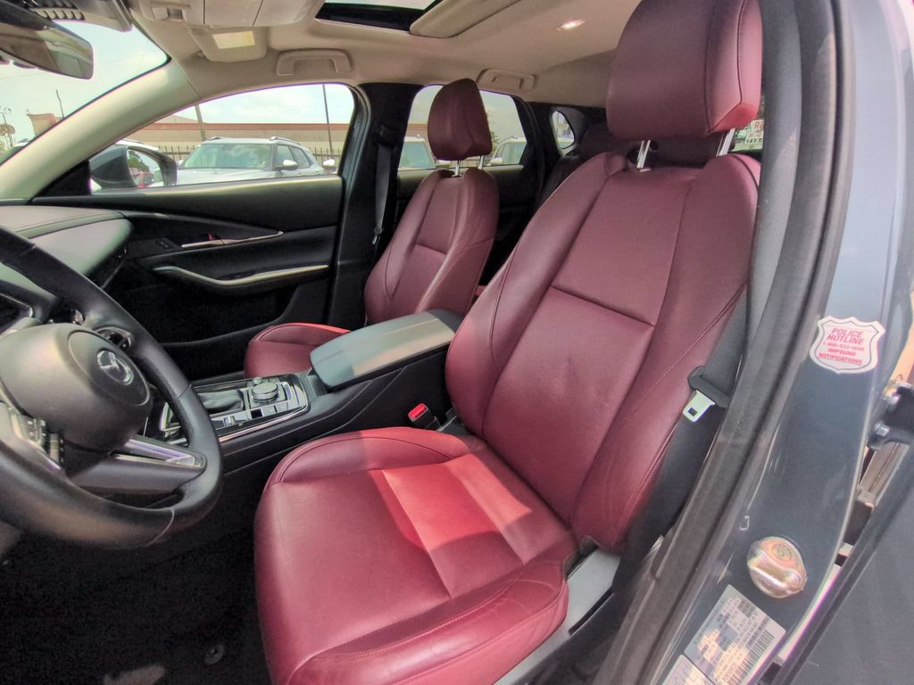 Thumbnail: 2025 Mazda CX-30 - 24