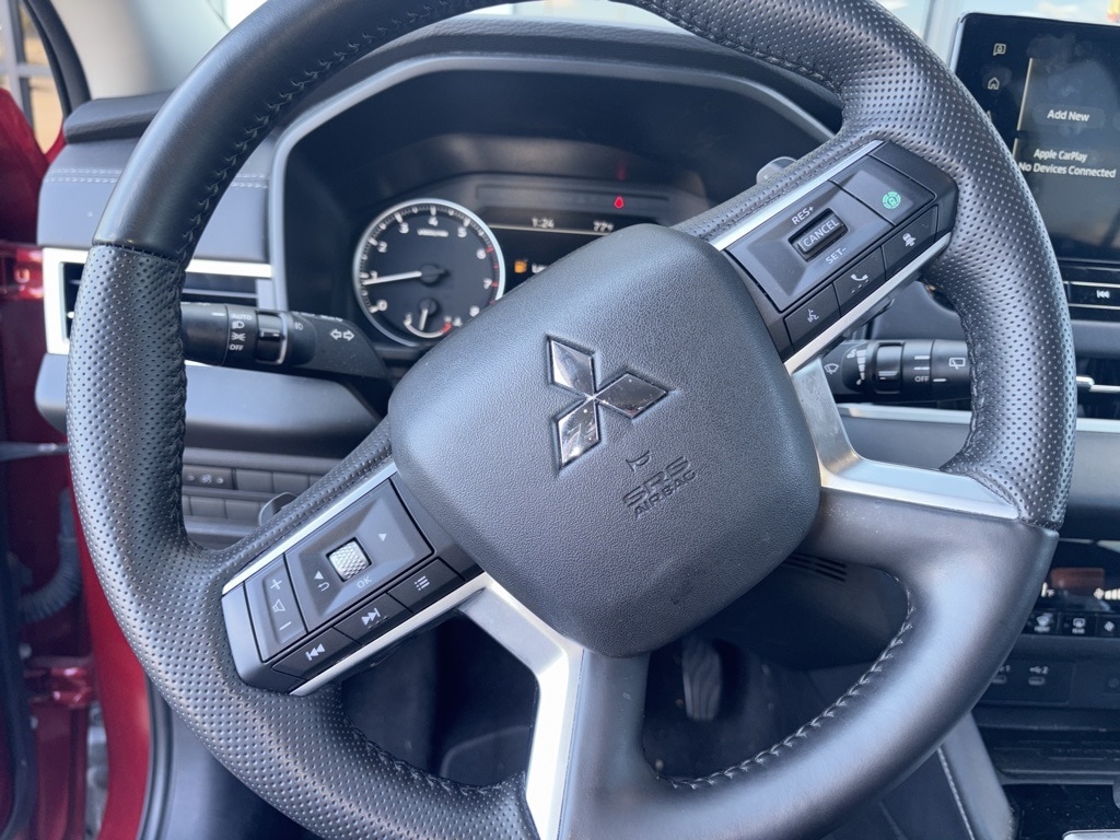 Thumbnail: 2025 Mitsubishi Outlander - 7