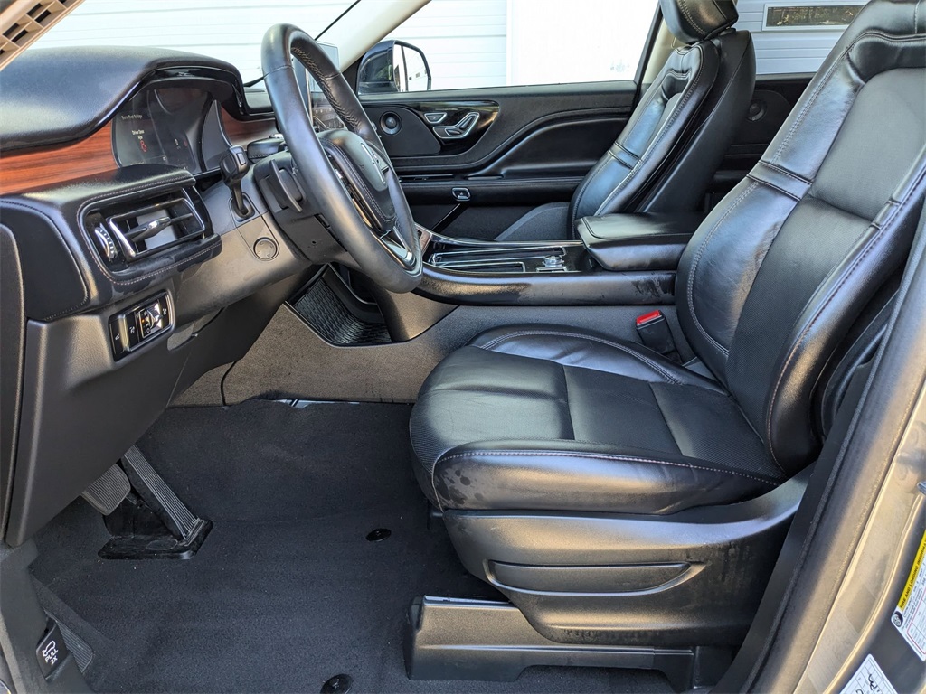 Thumbnail: 2024 Lincoln Aviator - 25