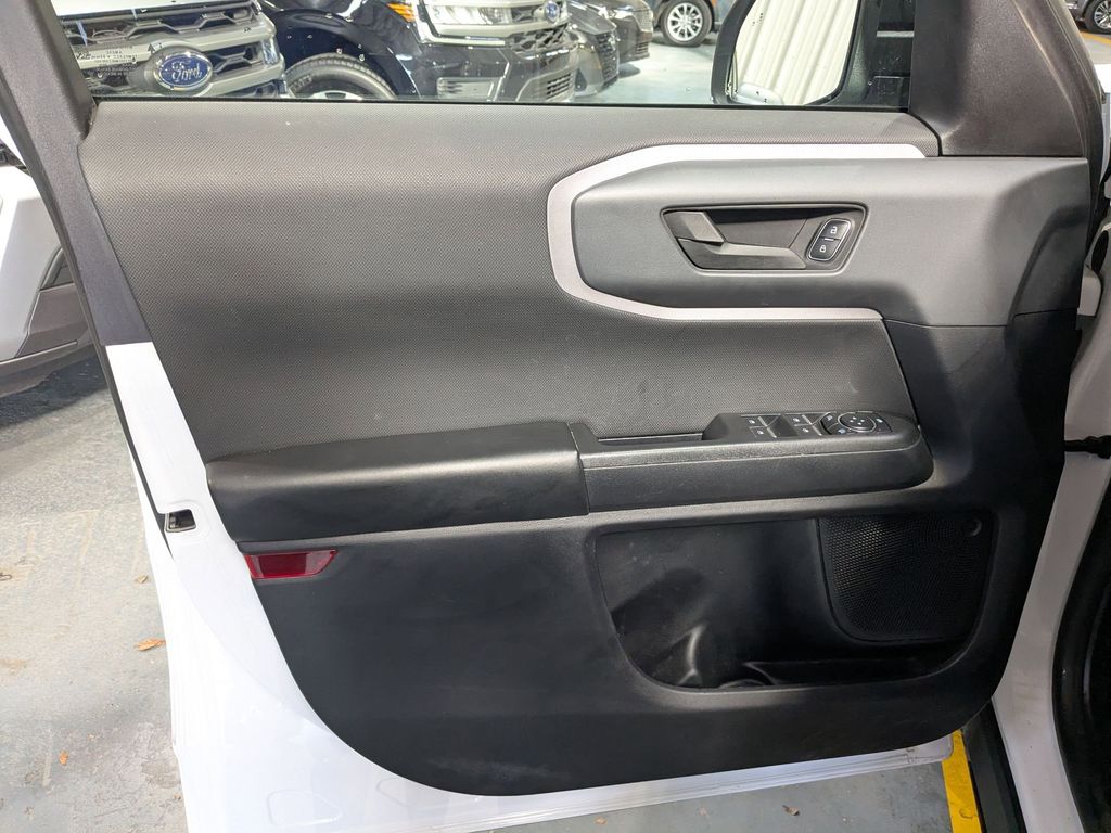 Thumbnail: 2024 Ford Bronco Sport - 11