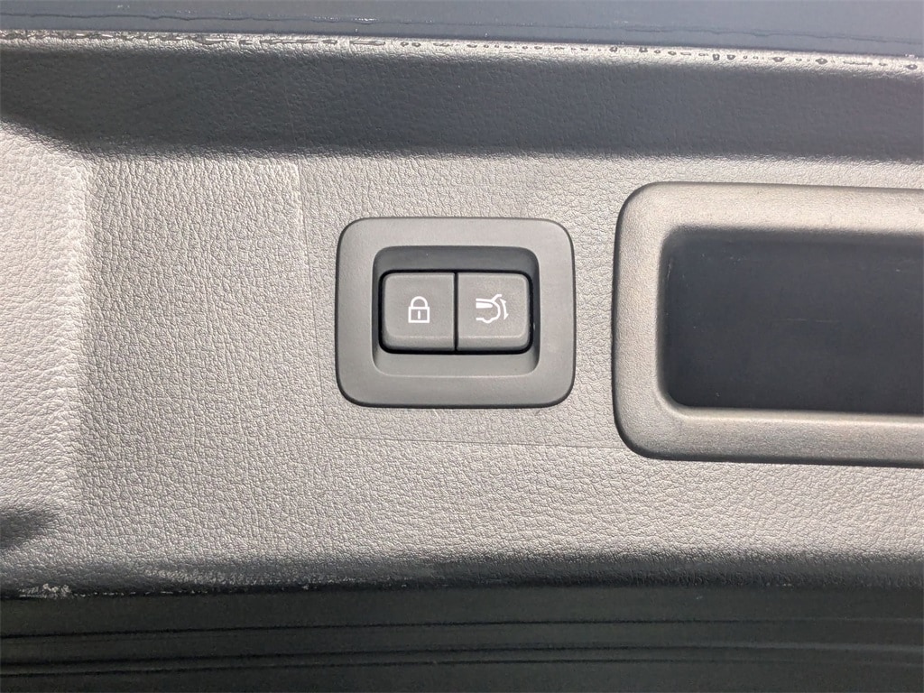 Thumbnail: 2025 Mazda CX-50 - 30