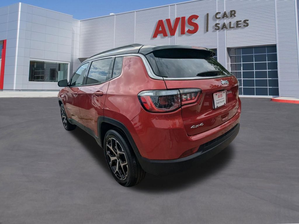 Thumbnail: 2025 Jeep Compass - 9