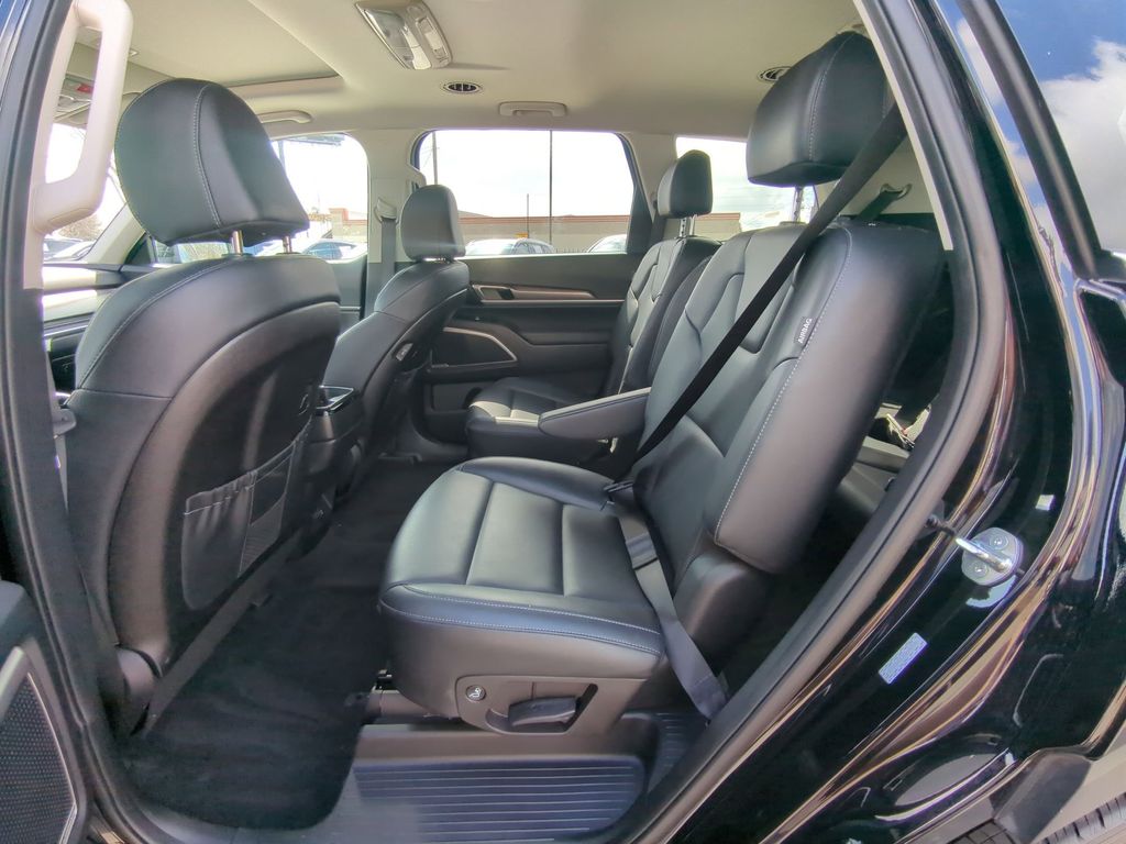 Thumbnail: 2025 Kia Telluride - 28