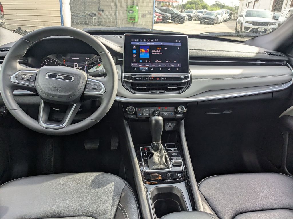 Thumbnail: 2025 Jeep Compass - 24