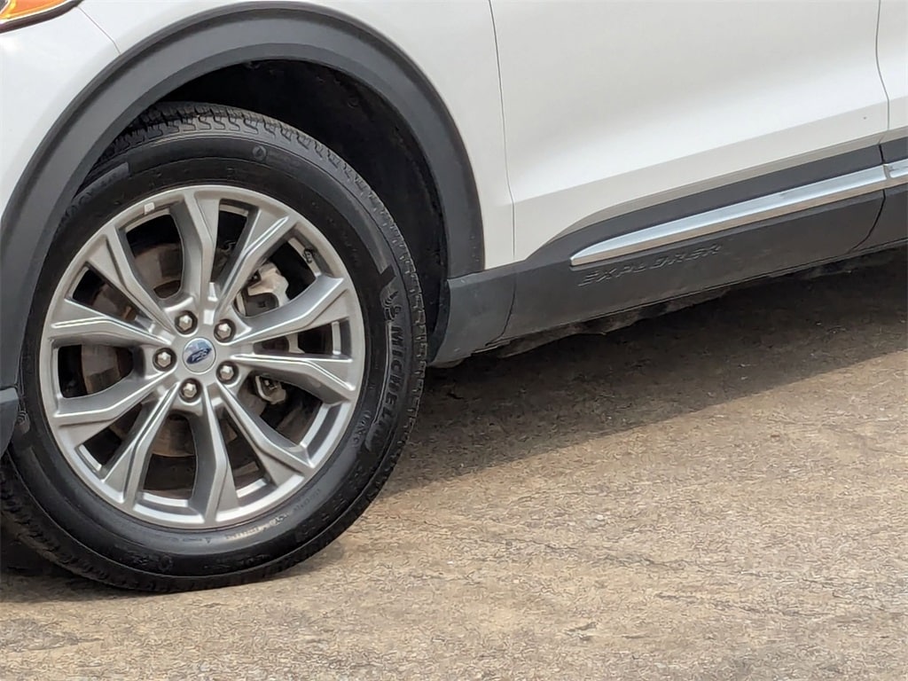 2023 Ford Explorer Limited 35
