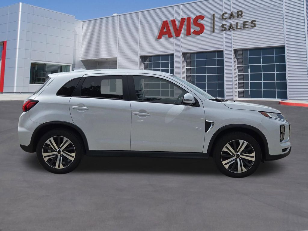 Thumbnail: 2025 Mitsubishi Outlander Sport - 5