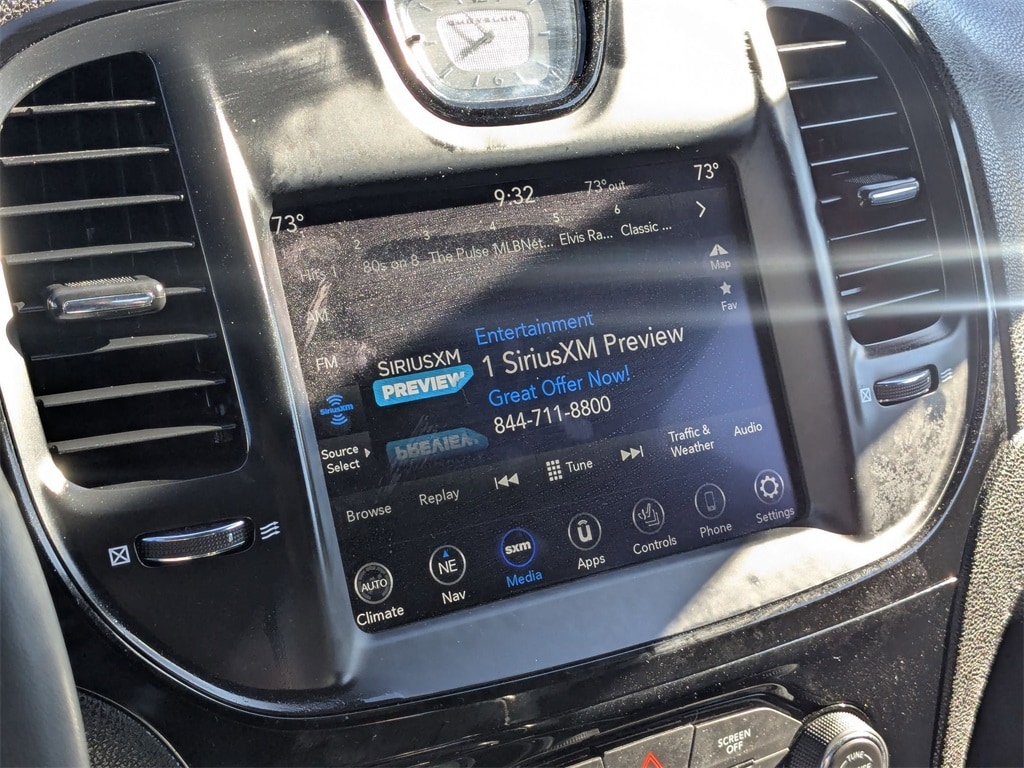 Thumbnail: 2023 Chrysler 300 - 22