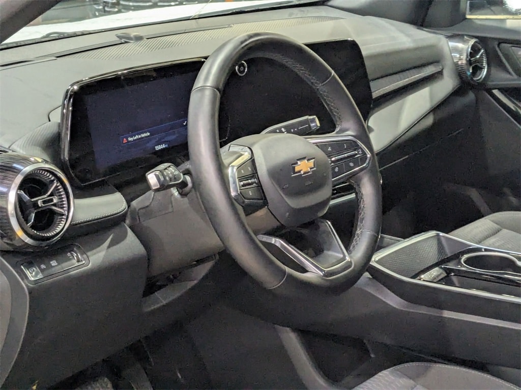 Thumbnail: 2025 Chevrolet Equinox - 14